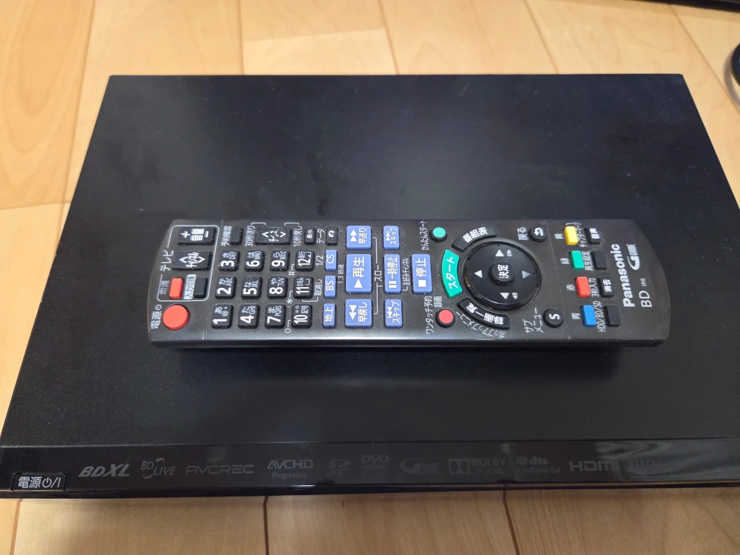 パナソニック テレビTH-L32C50&レコーダー DMR-BR130の写真6枚目
