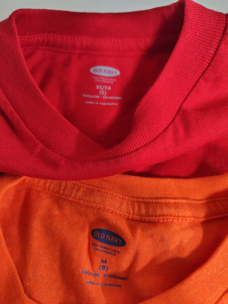 オールドネイビー 長袖Tシャツ 4枚セットの写真3枚目
