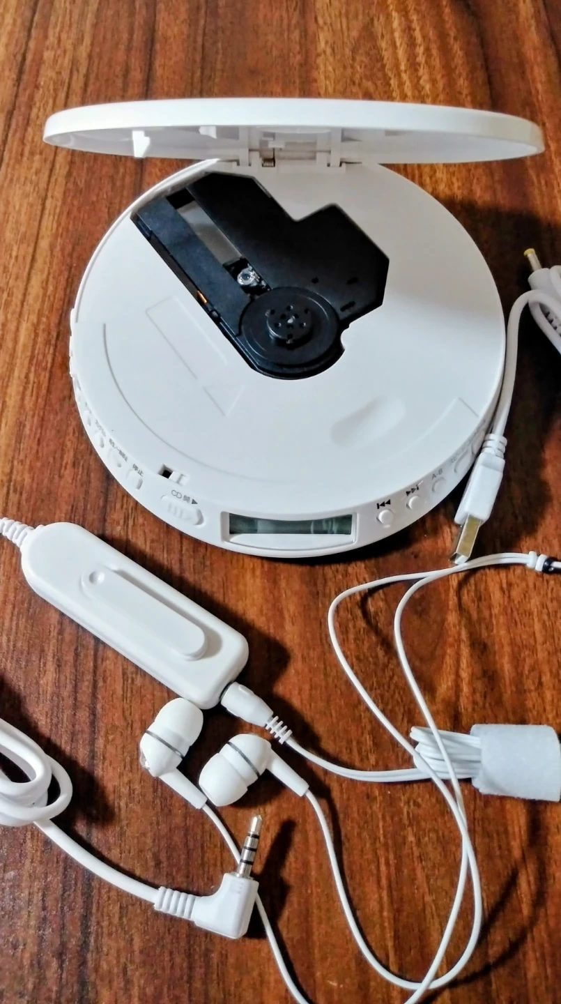 東芝 CDプレーヤー TY-P10 ホワイトの写真2枚目