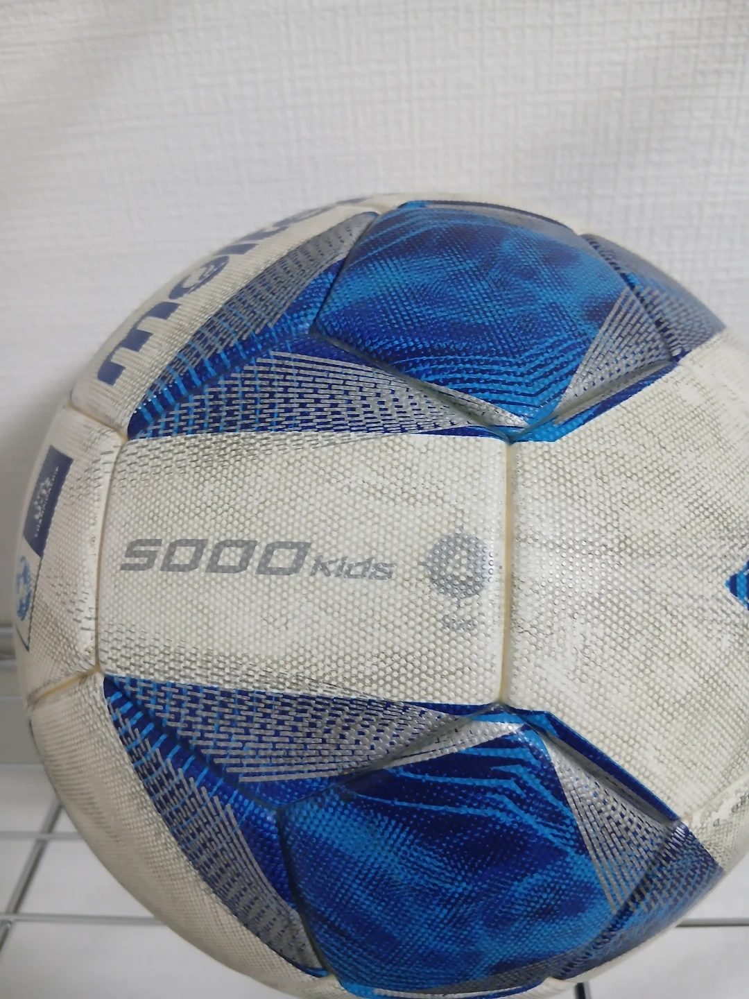 中古サッカーボール モルテン molten ヴァンタッジオ5000キッズ 4号球の写真2枚目
