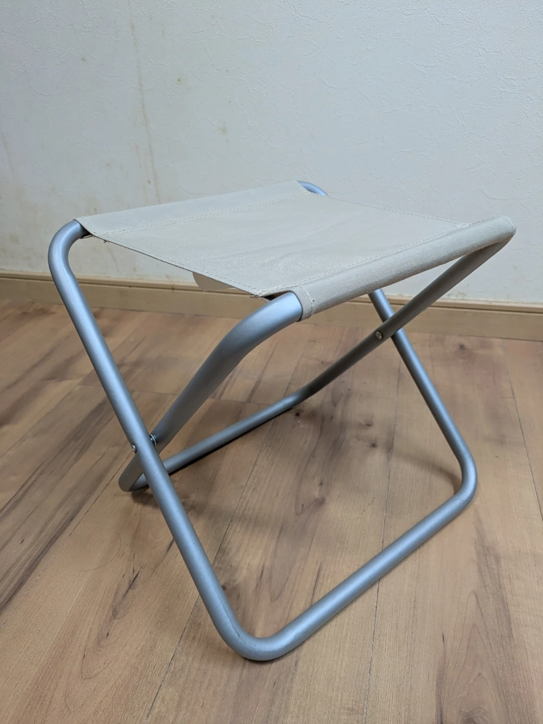 無印良品 折りたたみスツール 2脚セットの写真2枚目
