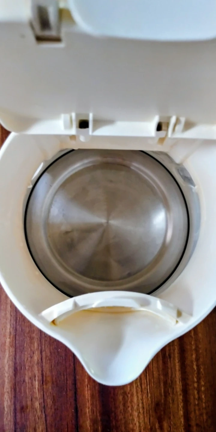 ティファール 電気ケトル 1.2ℓの写真3枚目