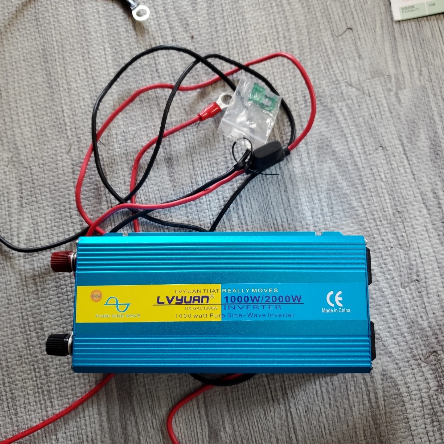 LVYUAN 正弦波インバーター 1000Wの写真2枚目