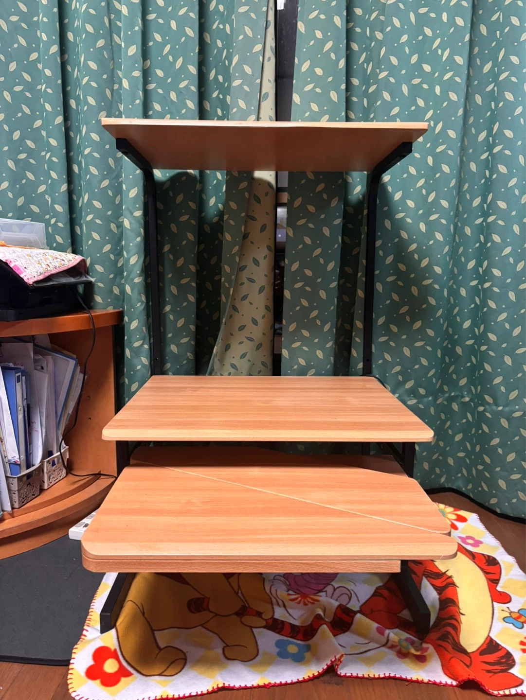 パソコンローデスク木目調机 【座椅子使用で作業しやすいです。】の写真2枚目