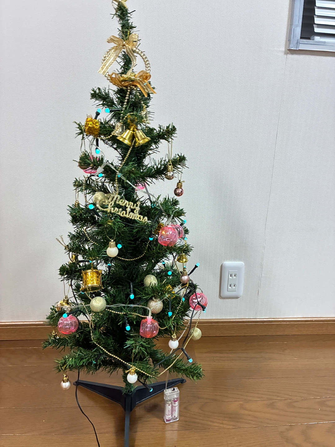 太陽光ライト付き　クリスマスツリー 90cmの写真6枚目
