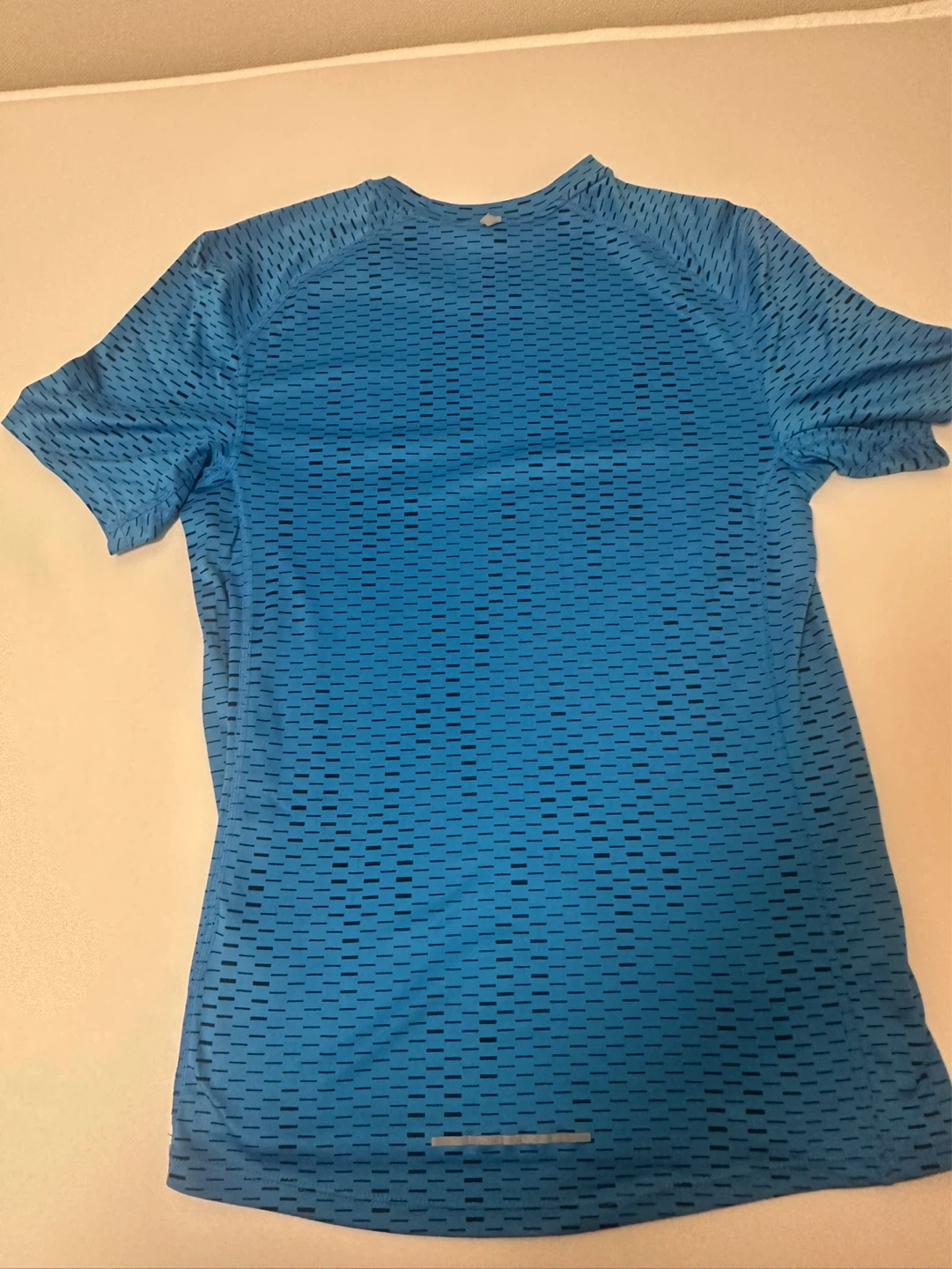 ナイキ Dri-FIT ランニングTシャツ ブルー Sの写真2枚目