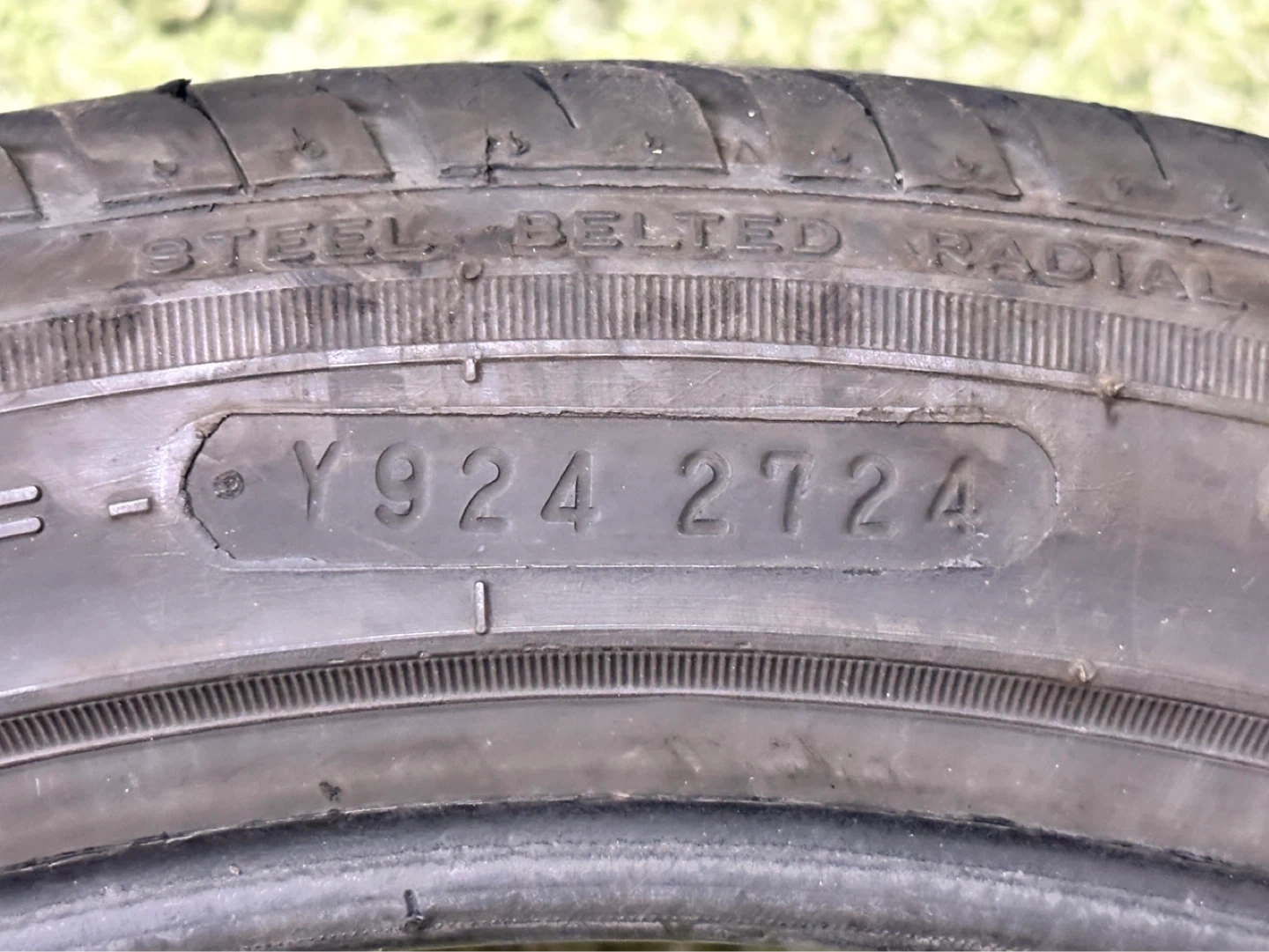 ナンカン 235/40R18 タイヤ 2本セットの写真5枚目