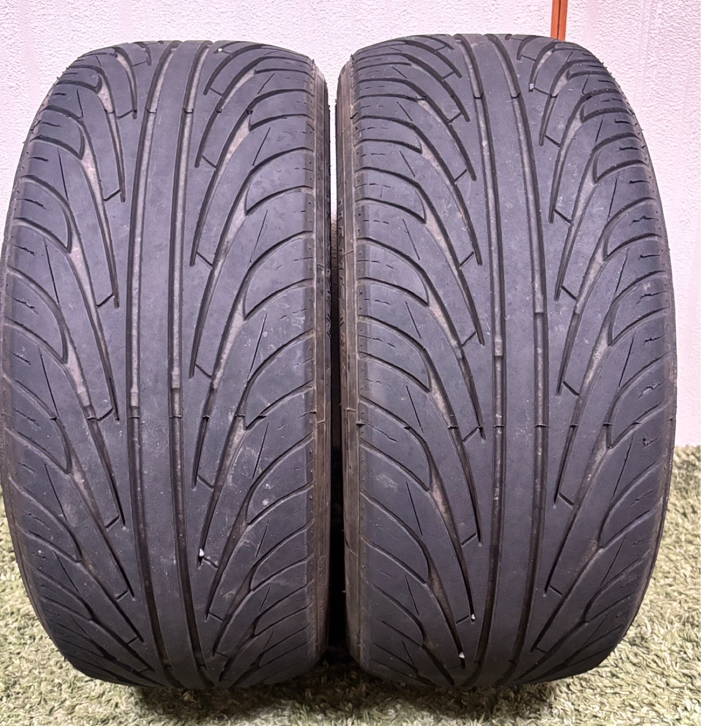 ナンカン 235/40R18 タイヤ 2本セット