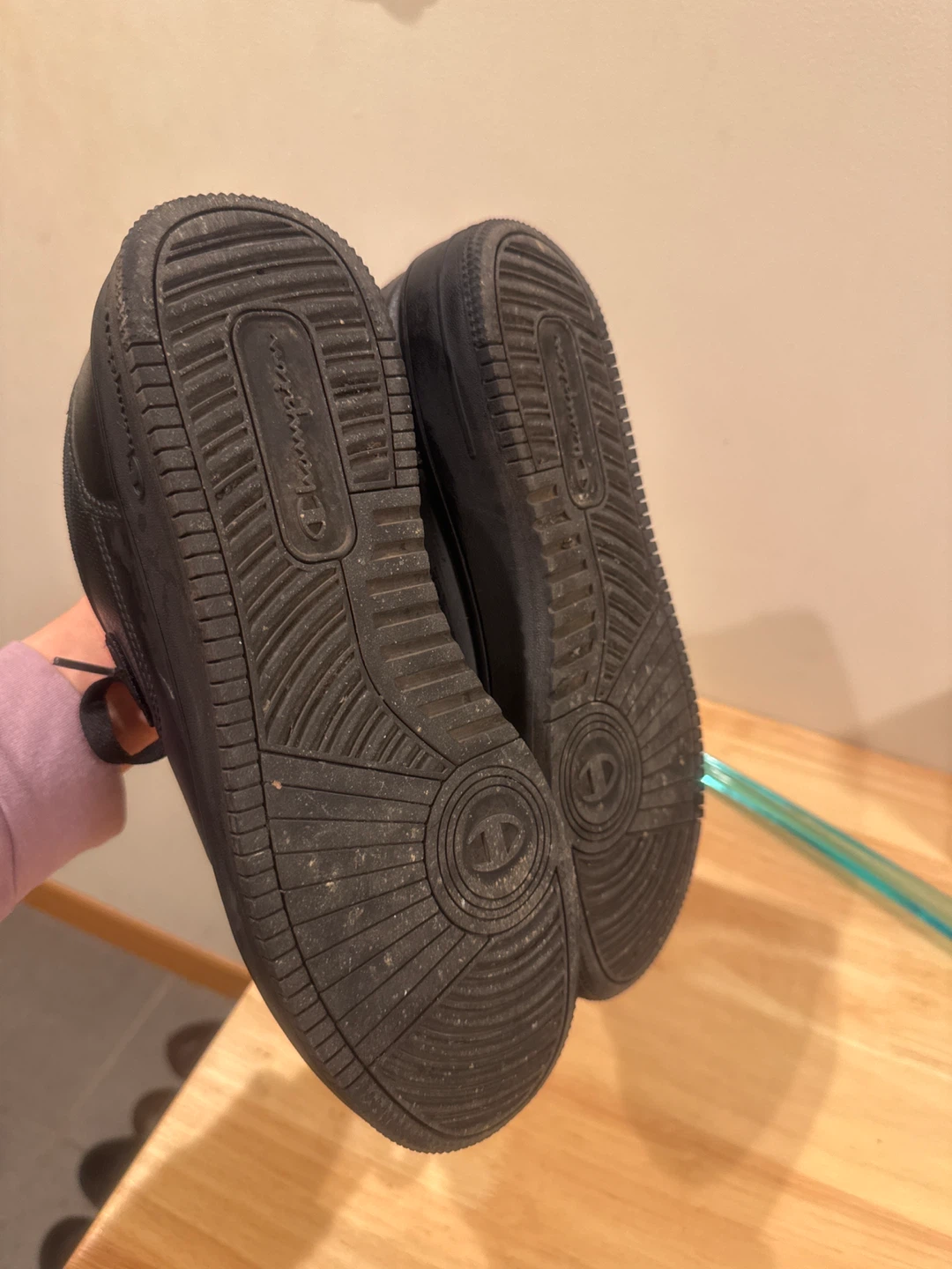 チャンピオン スニーカー 黒 27cmの写真2枚目