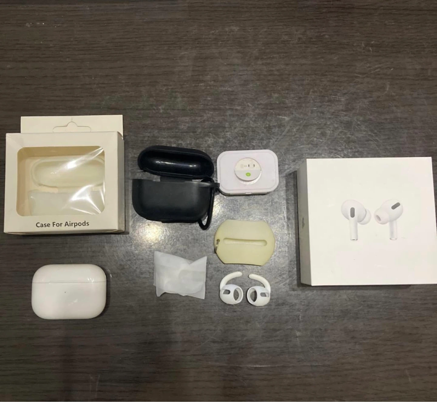 AirPods Pro第1世代 本体 充電ケーブル、ケースなど