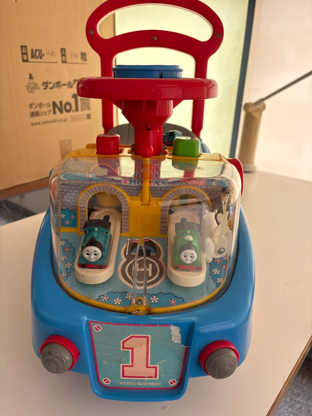 きかんしゃトーマス 乗用玩具 足けりの写真2枚目