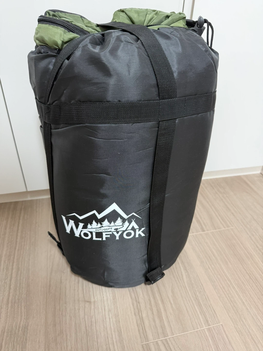 【新品】Wolfyok 4in1 寝袋 カーキ 1.8kg 秋冬用