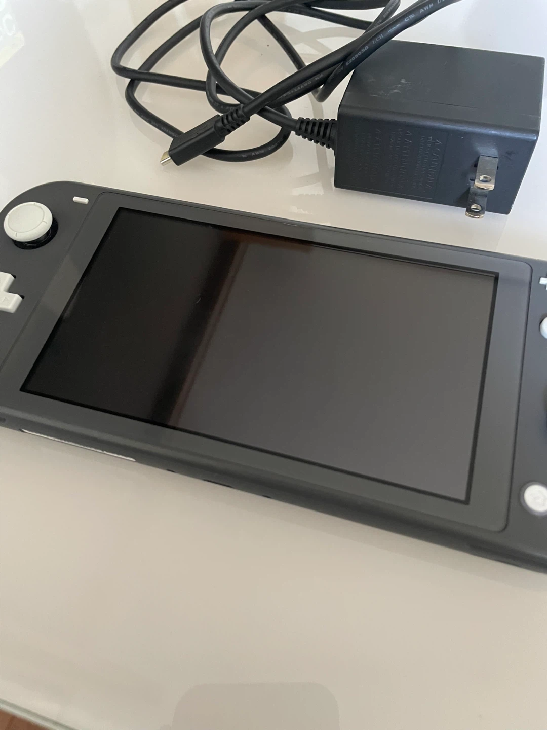 Nintendo Switch Lite 本体　動作問題なしの写真8枚目