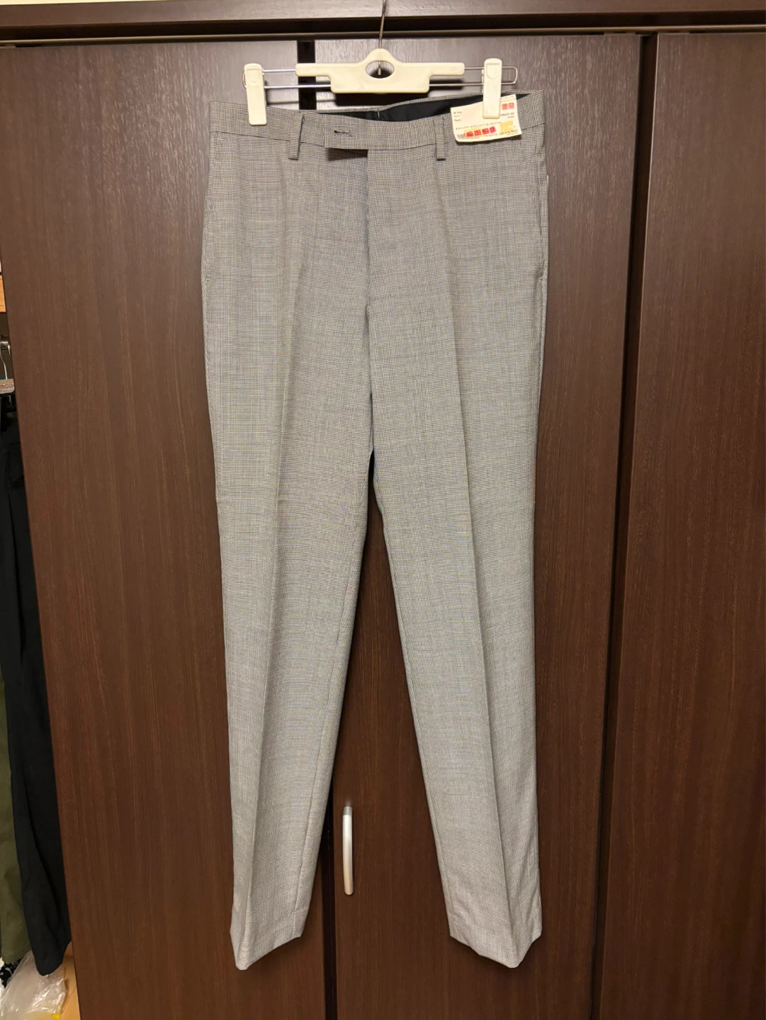 UNIQLOタスマニアウールパンツの写真2枚目