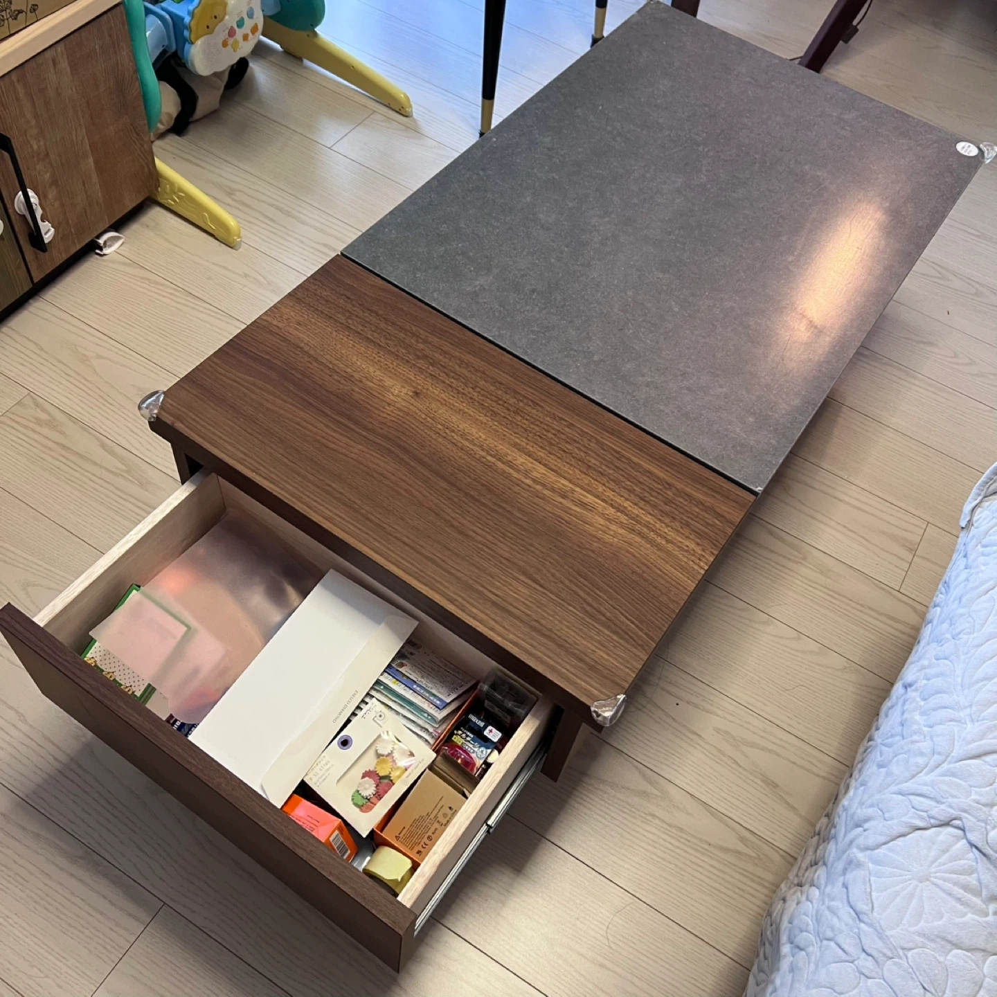 ＊値下げ＊［ローテーブル］昇降式リフトアップテーブル 収納付きの写真3枚目