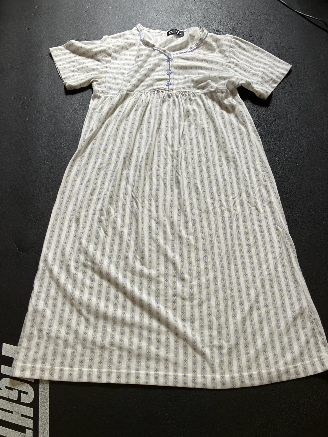 花柄 ルームワンピース Mサイズ　新品