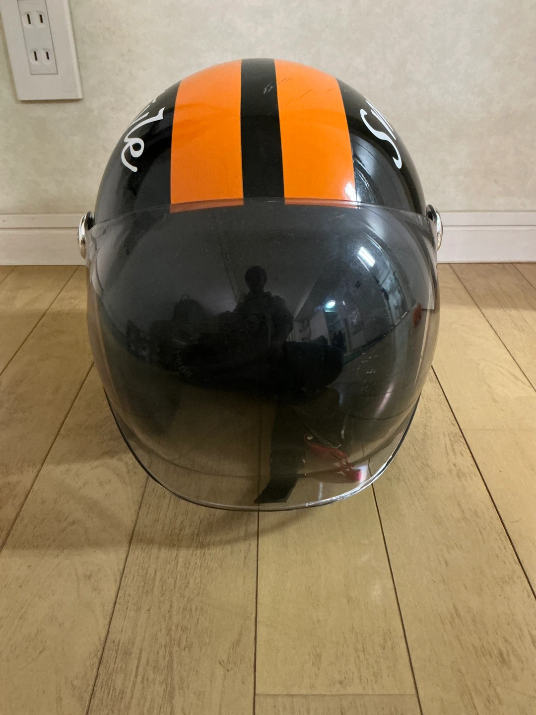 ジェットヘルメット 黒×オレンジの写真3枚目
