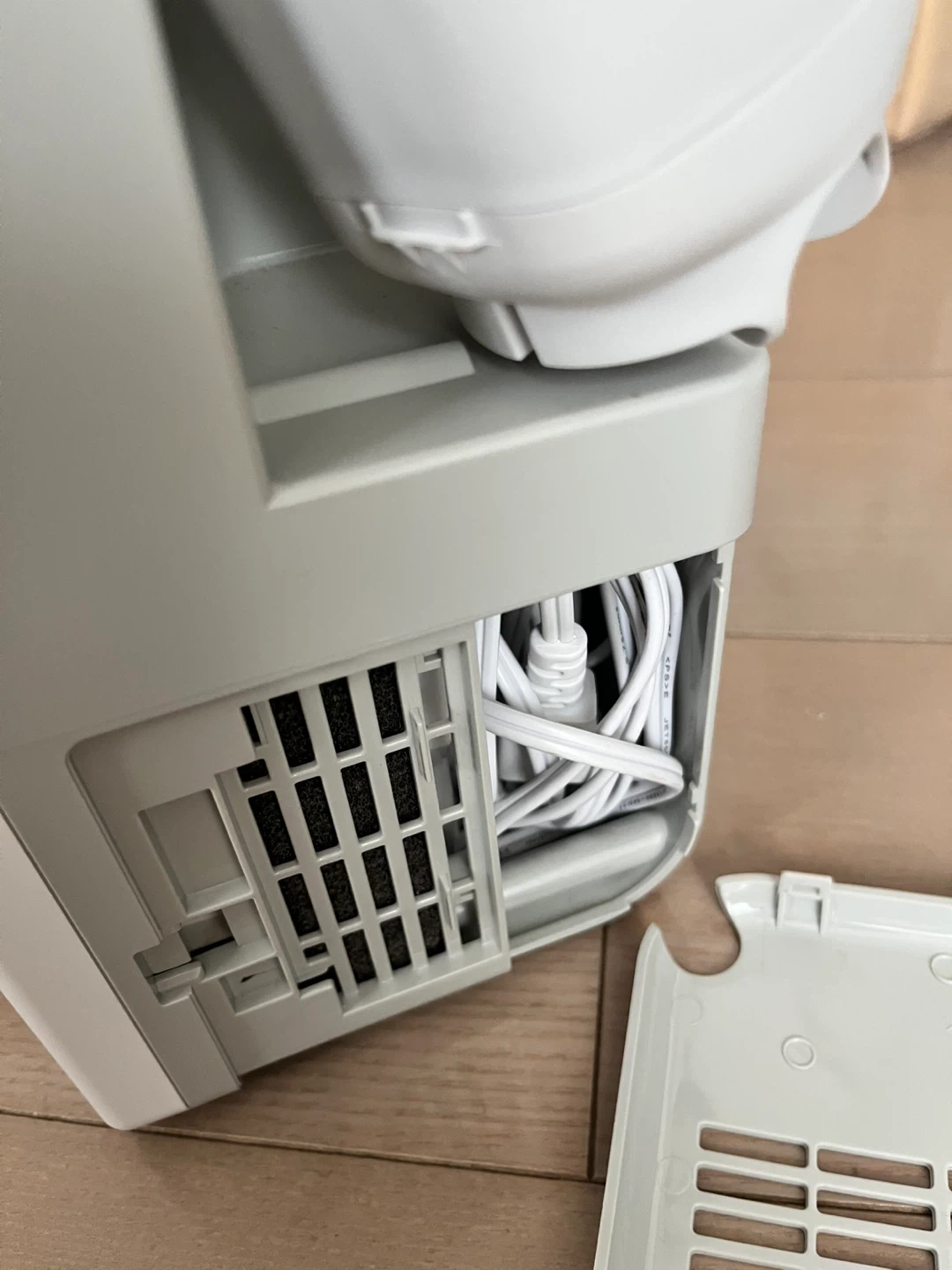 値下げです!5,600円→4,500円アイリスオーヤマ ふとん乾燥機 カラリエ ホワイトの写真3枚目
