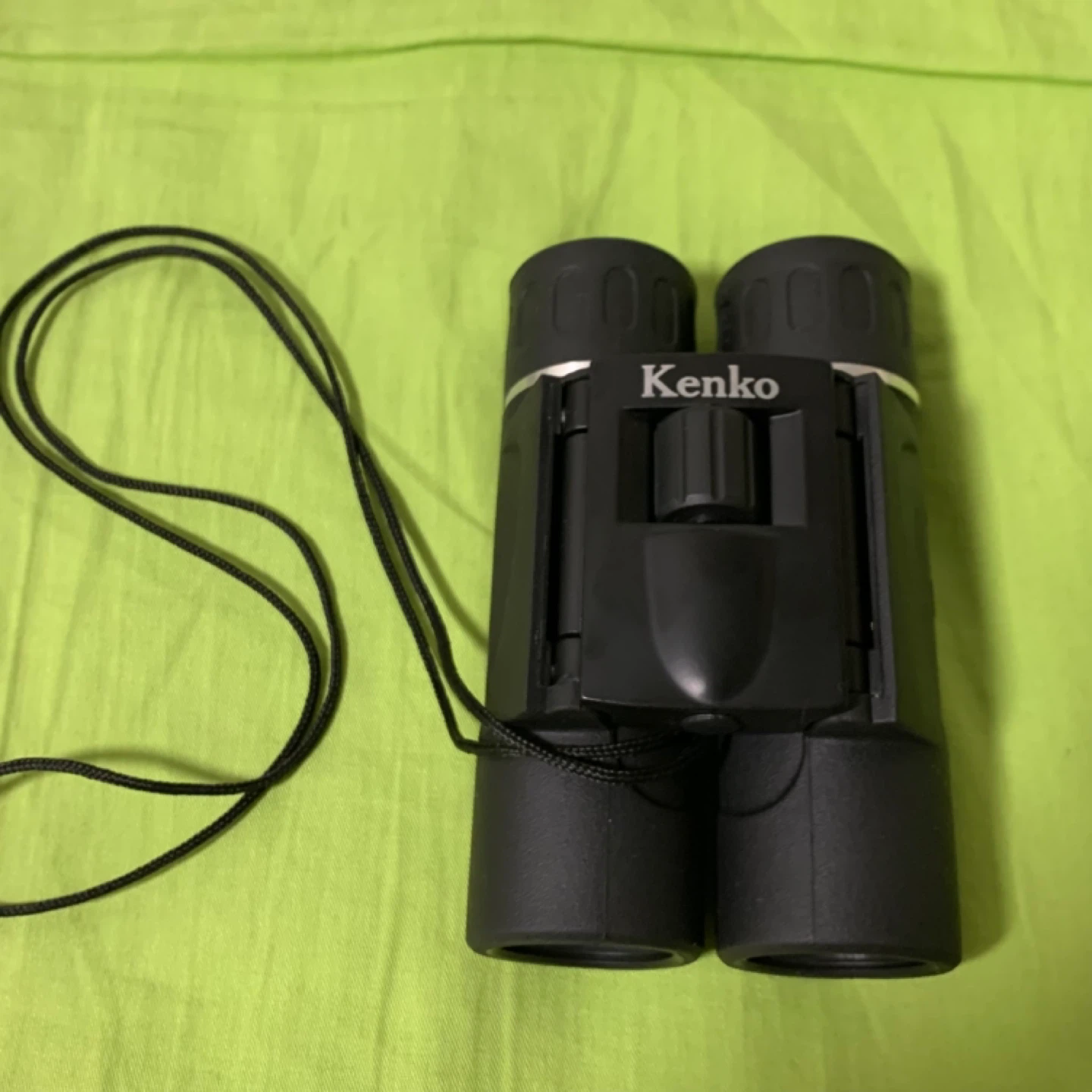 Kenko 双眼鏡 10倍（10×24 DH SG）ライブ・スポーツ観戦の写真2枚目
