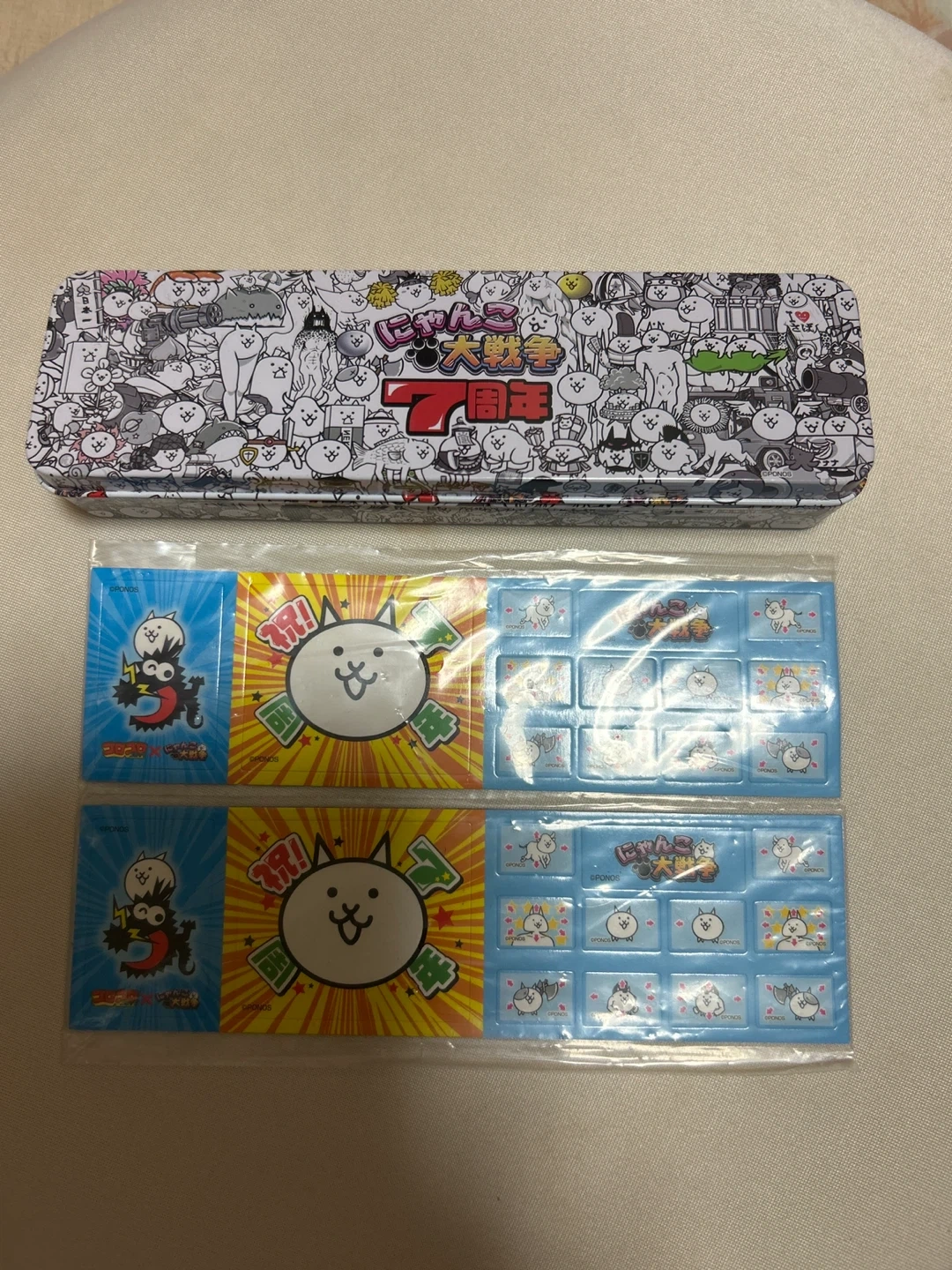 にゃんこ大戦争 7周年記念 缶ケース シール付き