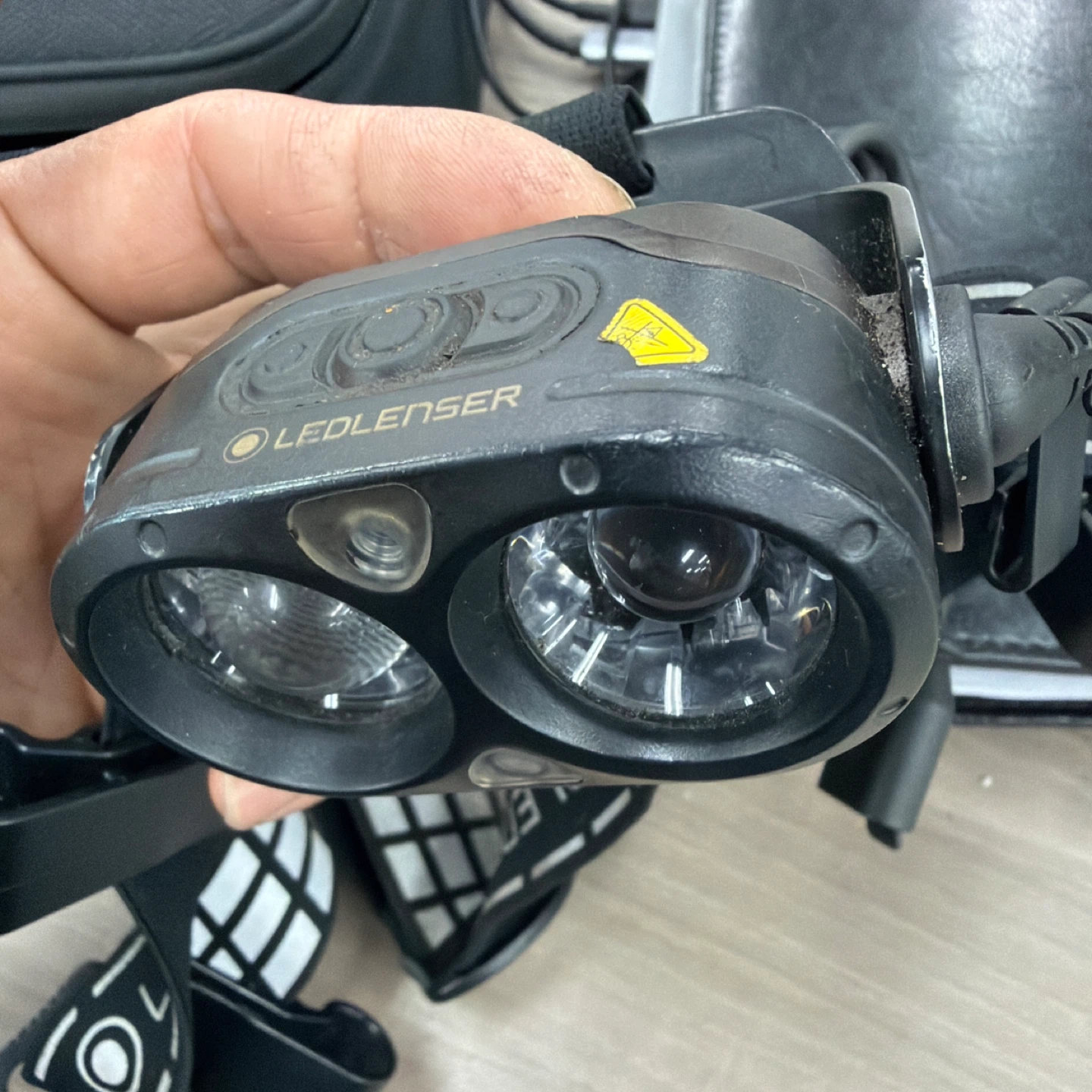 レッドレンザー H19R シグネチャー ヘッドライトの写真4枚目
