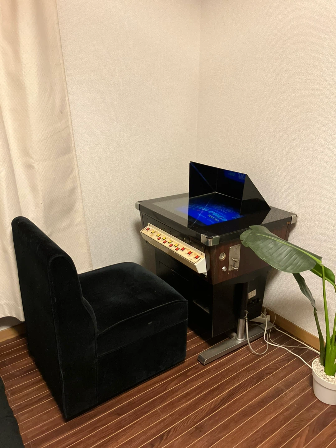 ポーカー台の写真3枚目