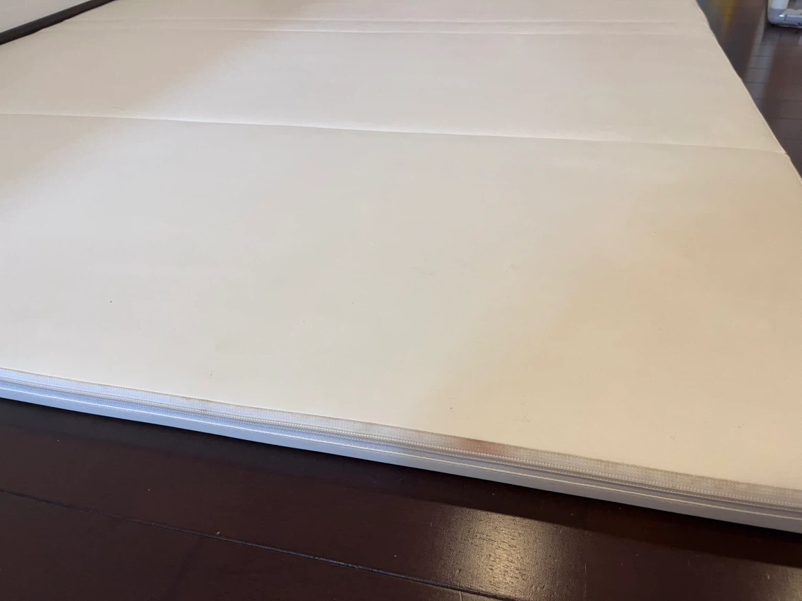 シームレスプレイマット 140×200cm アイボリーの写真4枚目