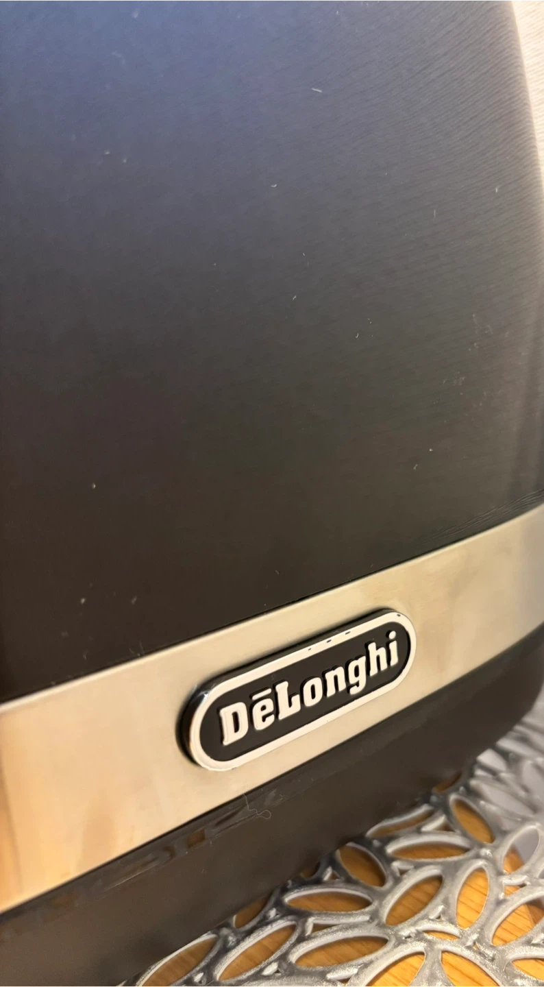 デロンギ ポップアップトースター CTLA2003J-BKの写真5枚目