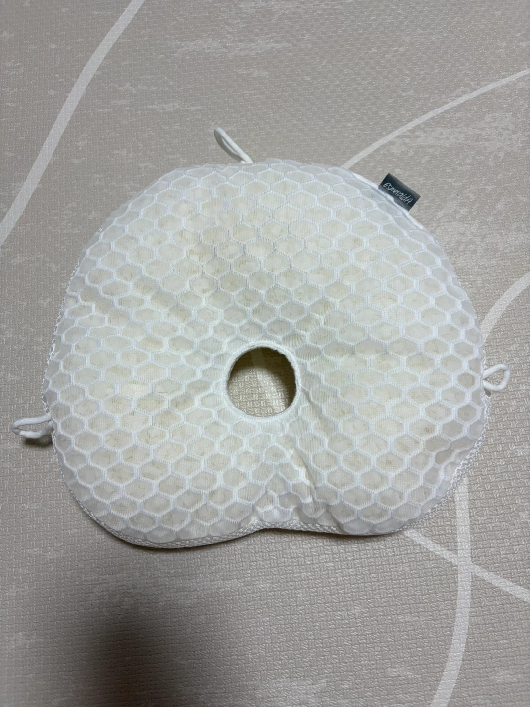 【値下げ中、さらに交渉🉑】エスメラルダ ドーナツ枕 星柄