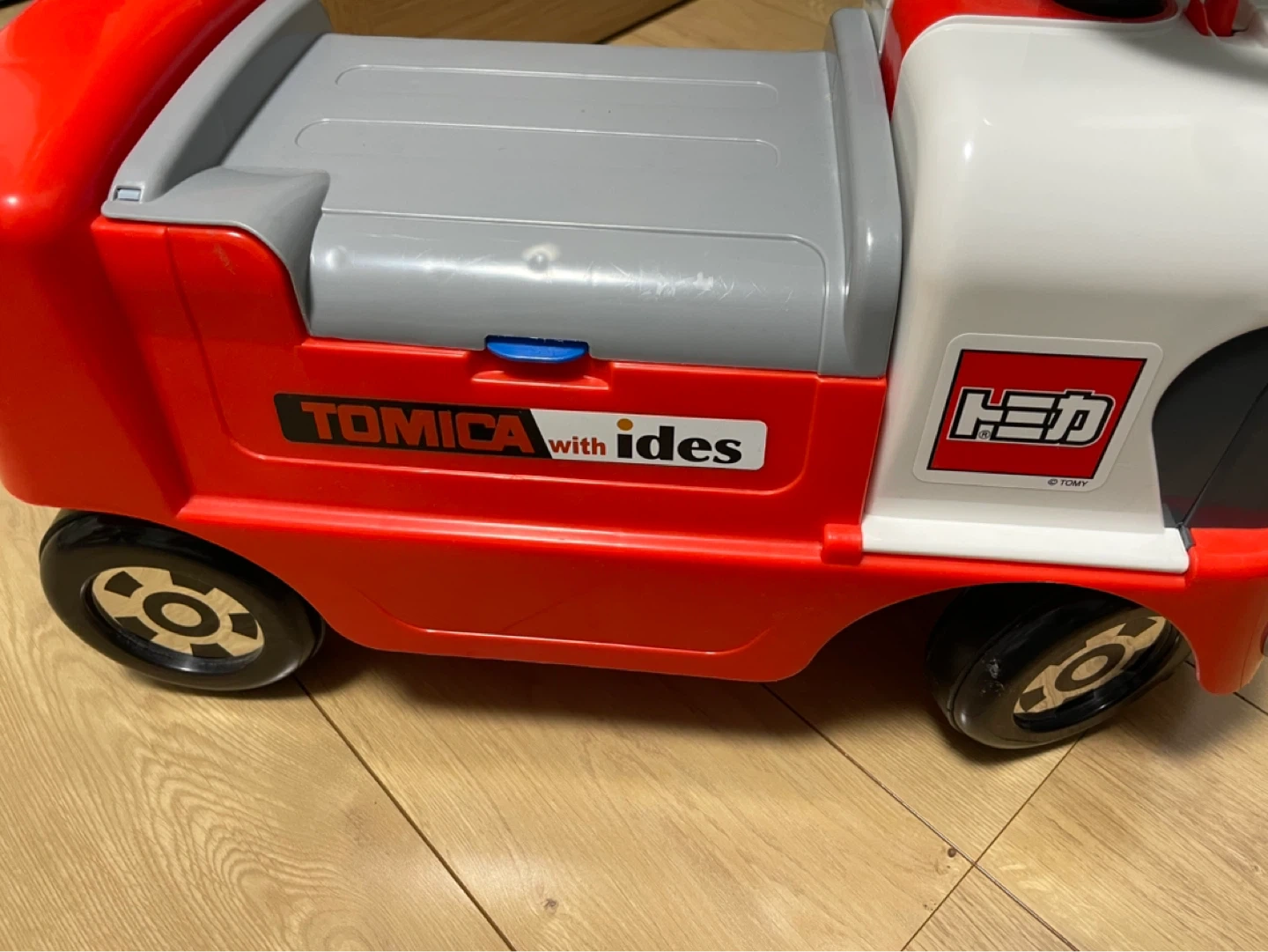 アイデス トミカ ライドオン 乗り物の写真4枚目