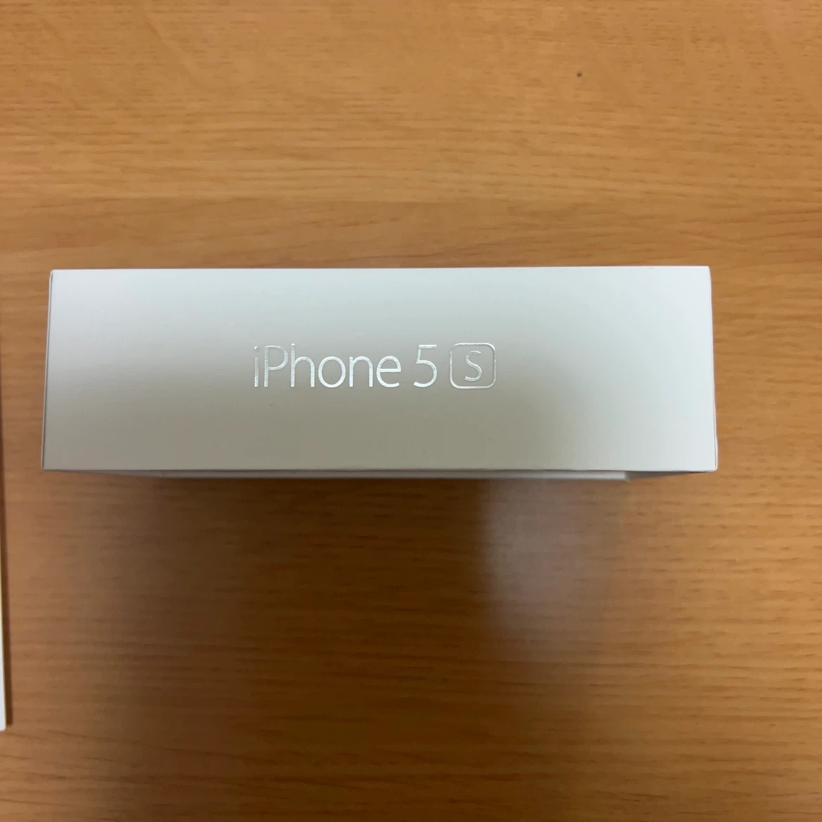 アップル iPhone 5s 空箱の写真2枚目