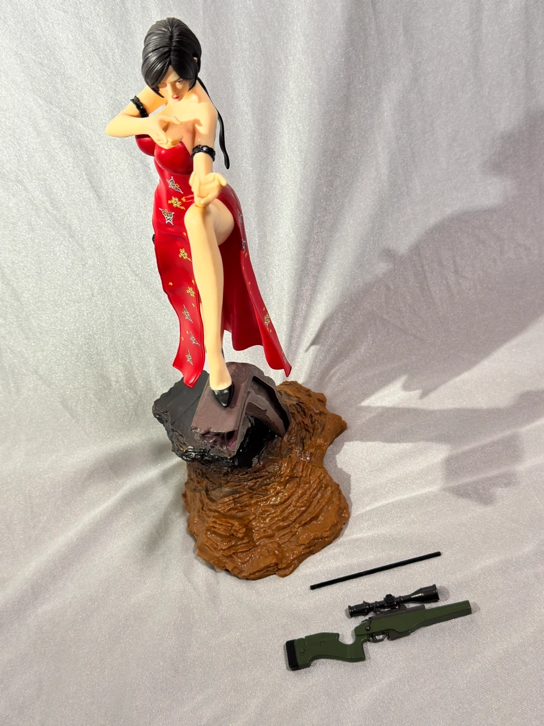 バイオハザード エイダ・ウォン 海外製フィギュア 約30cm 非正規品 ジャンクの写真5枚目