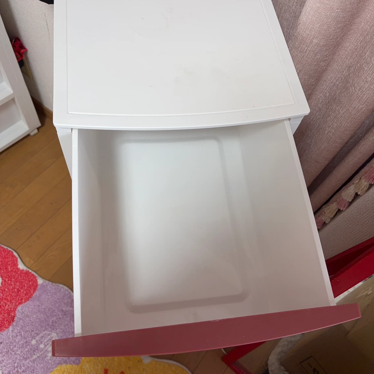 4段プラスチックチェスト キャスター付の写真4枚目