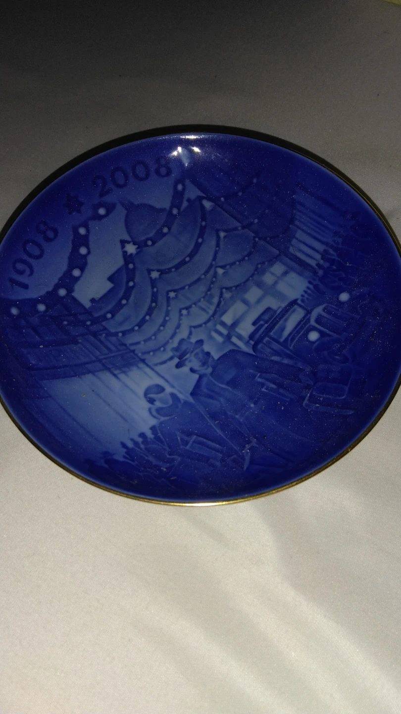 ロイヤルコペンハーゲン 飾り皿 1908-2008の写真2枚目