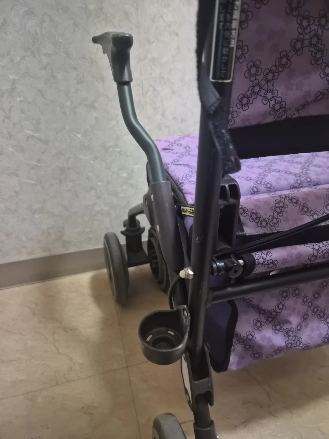 幸和製作所 テイコブ シルバーカーの写真4枚目
