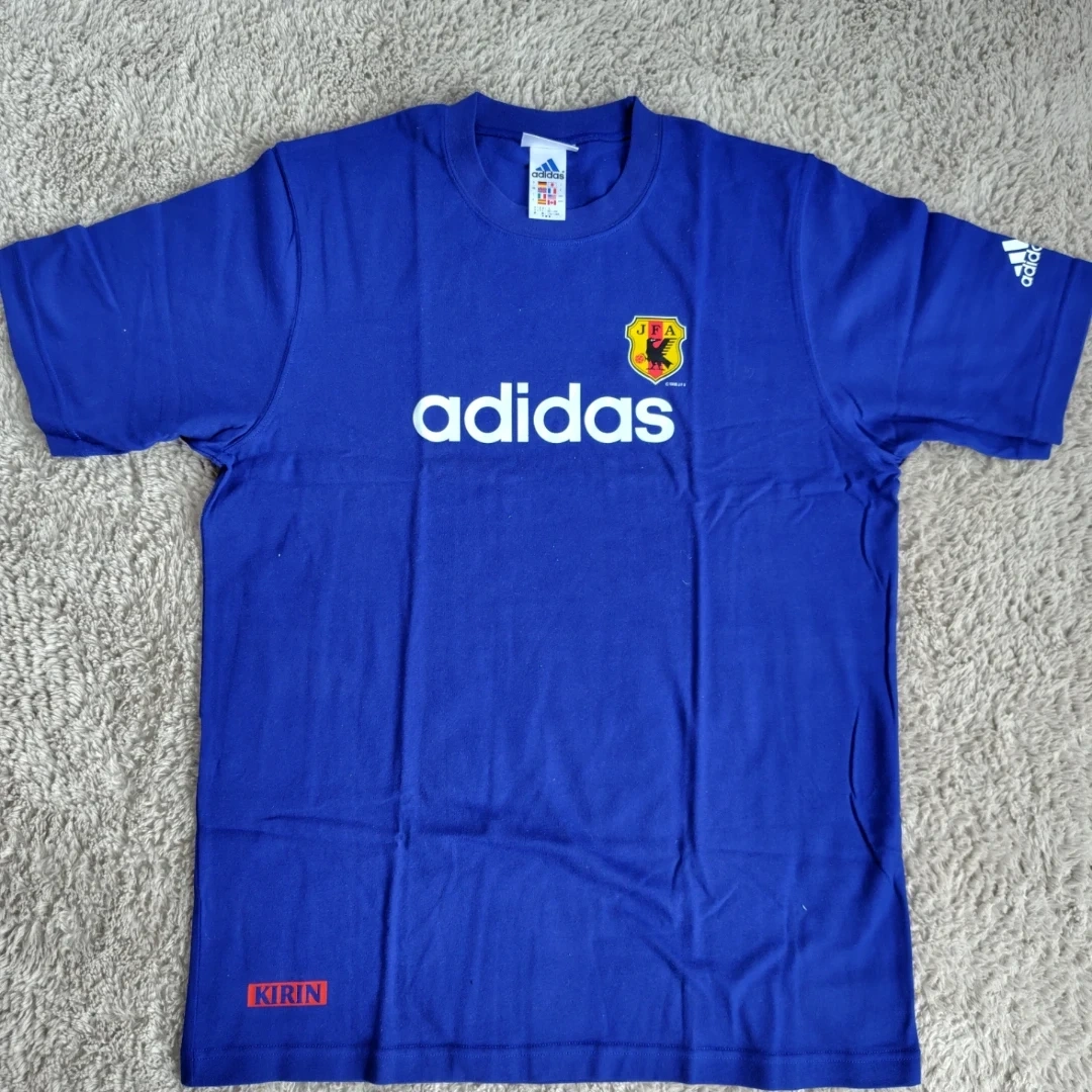 adidasサッカーユニフォーム