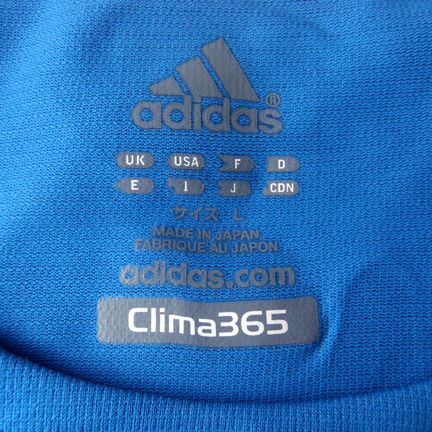 adidas サッカーユニフォームの写真3枚目