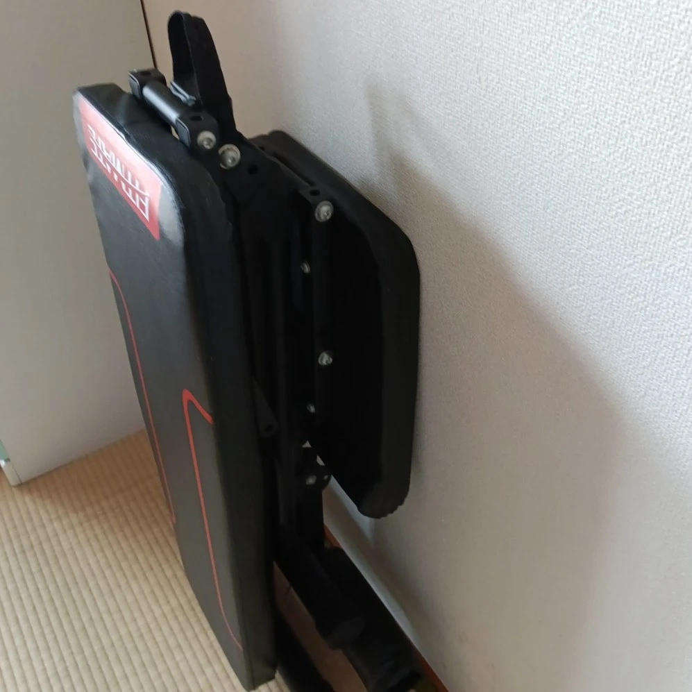 FITMATE トレーニングベンチ 折りたたみ式の写真2枚目