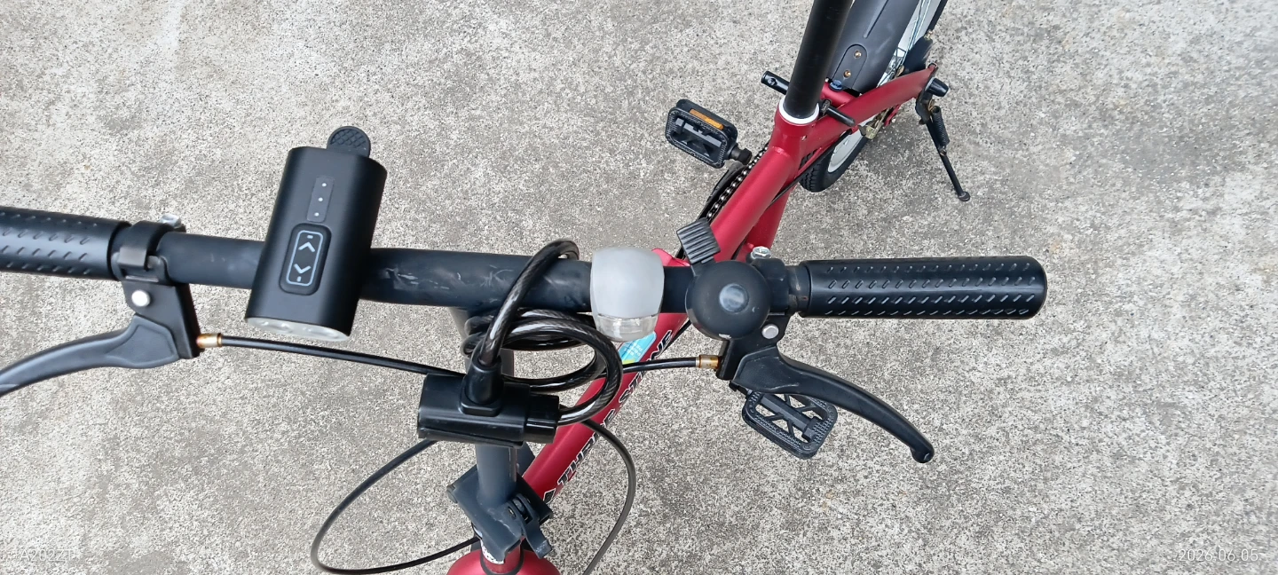 ６月中旬迄    価格相談して下さい        スリーストーン 折りたたみ自転車 赤の写真2枚目