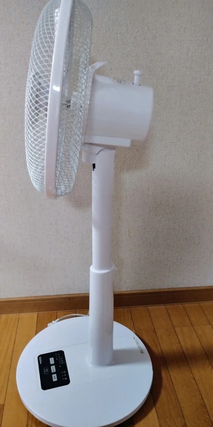 Kjapan 扇風機 ホワイト30cmの写真2枚目