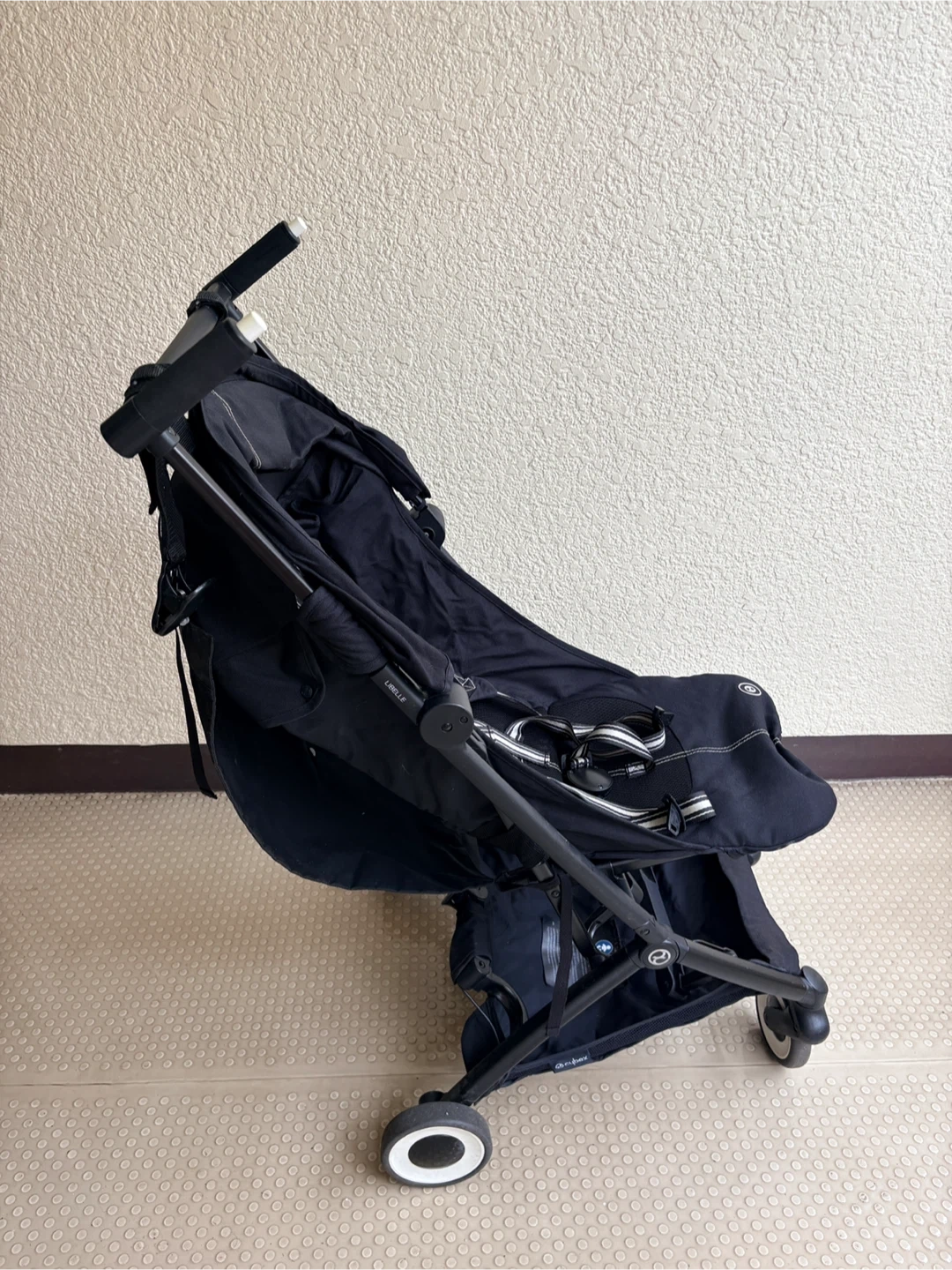 サイベックス リベル ベビーカー ブラックの写真6枚目