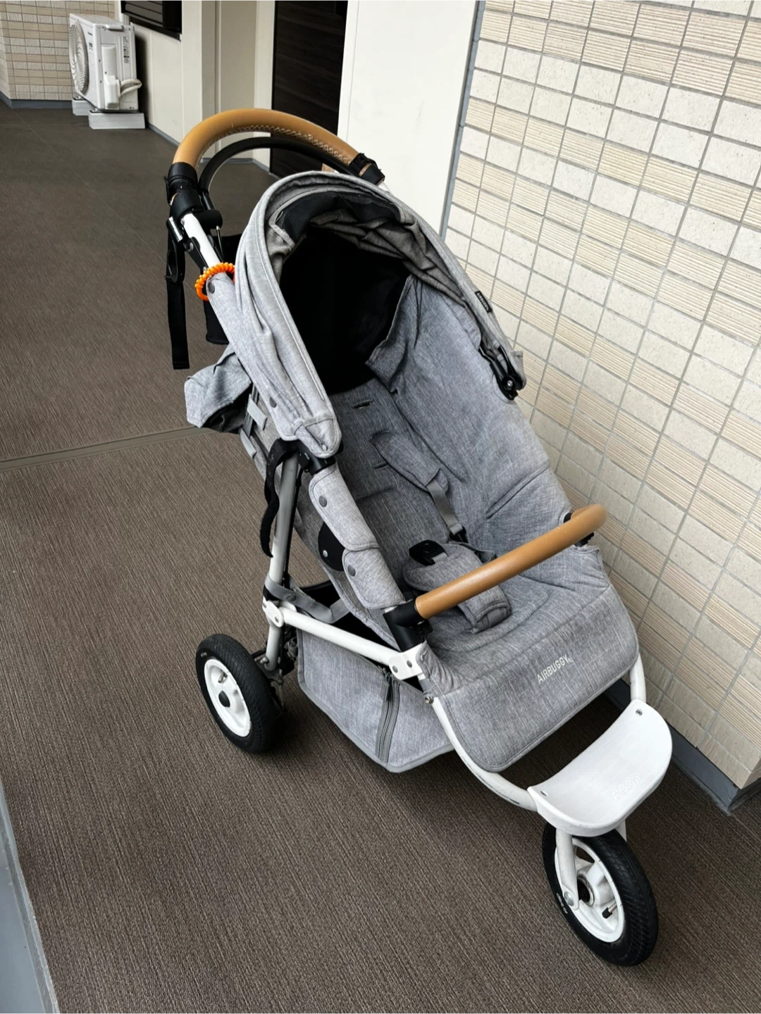 エアバギー ベビーカー グレーの写真3枚目