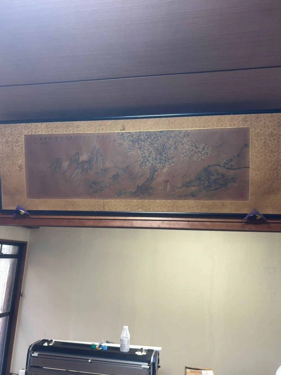 山水画 掛け軸 額縁入り