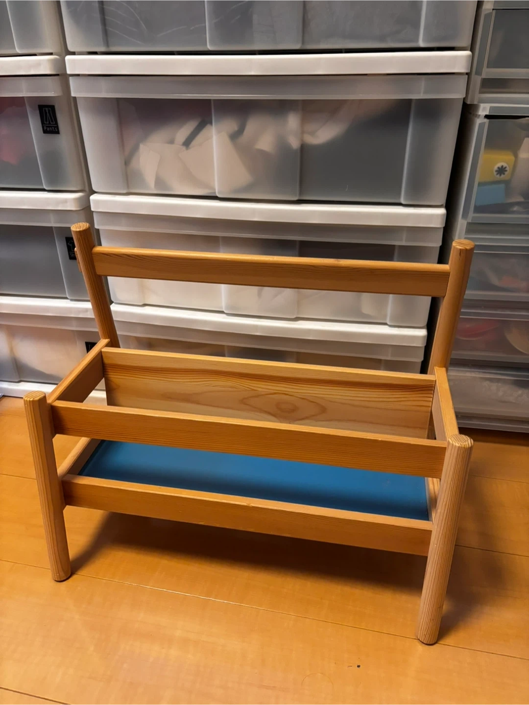 イケア フリサット ブックディスプレイ