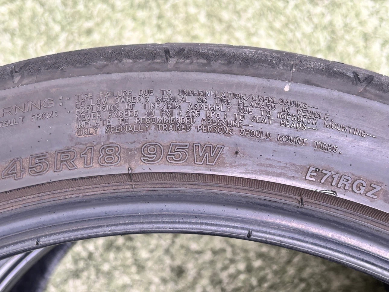 ブリヂストン ポテンザ 225/45R18 4本セットの写真7枚目