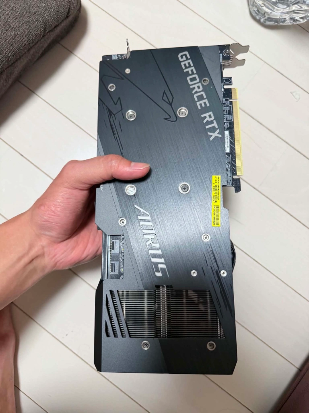 AORUS GEFORCE RTX 3070 8gbグラフィックボードの写真2枚目