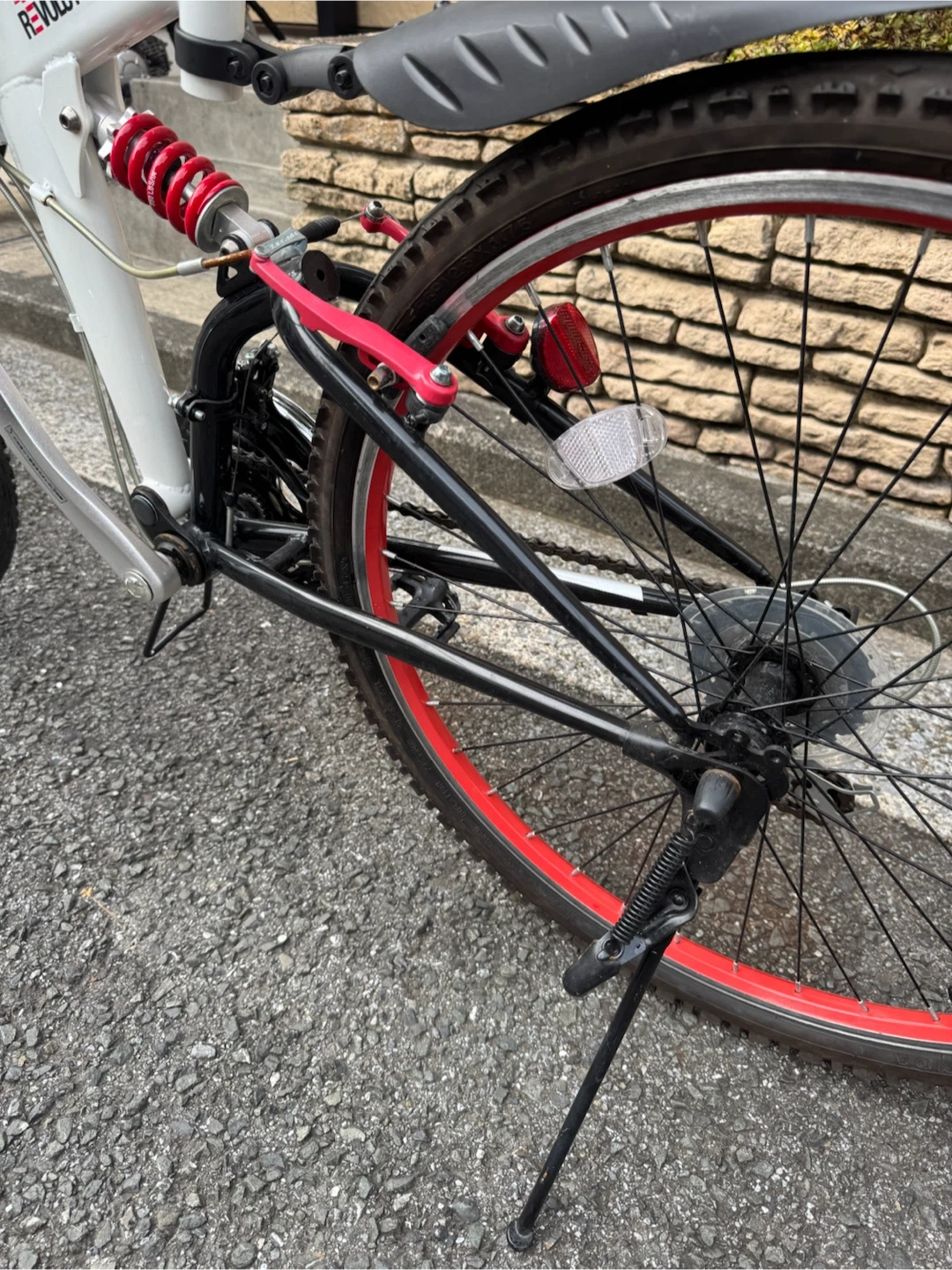 シボレー製のホワイトの折りたたみマウンテンバイク(MTB)の写真10枚目
