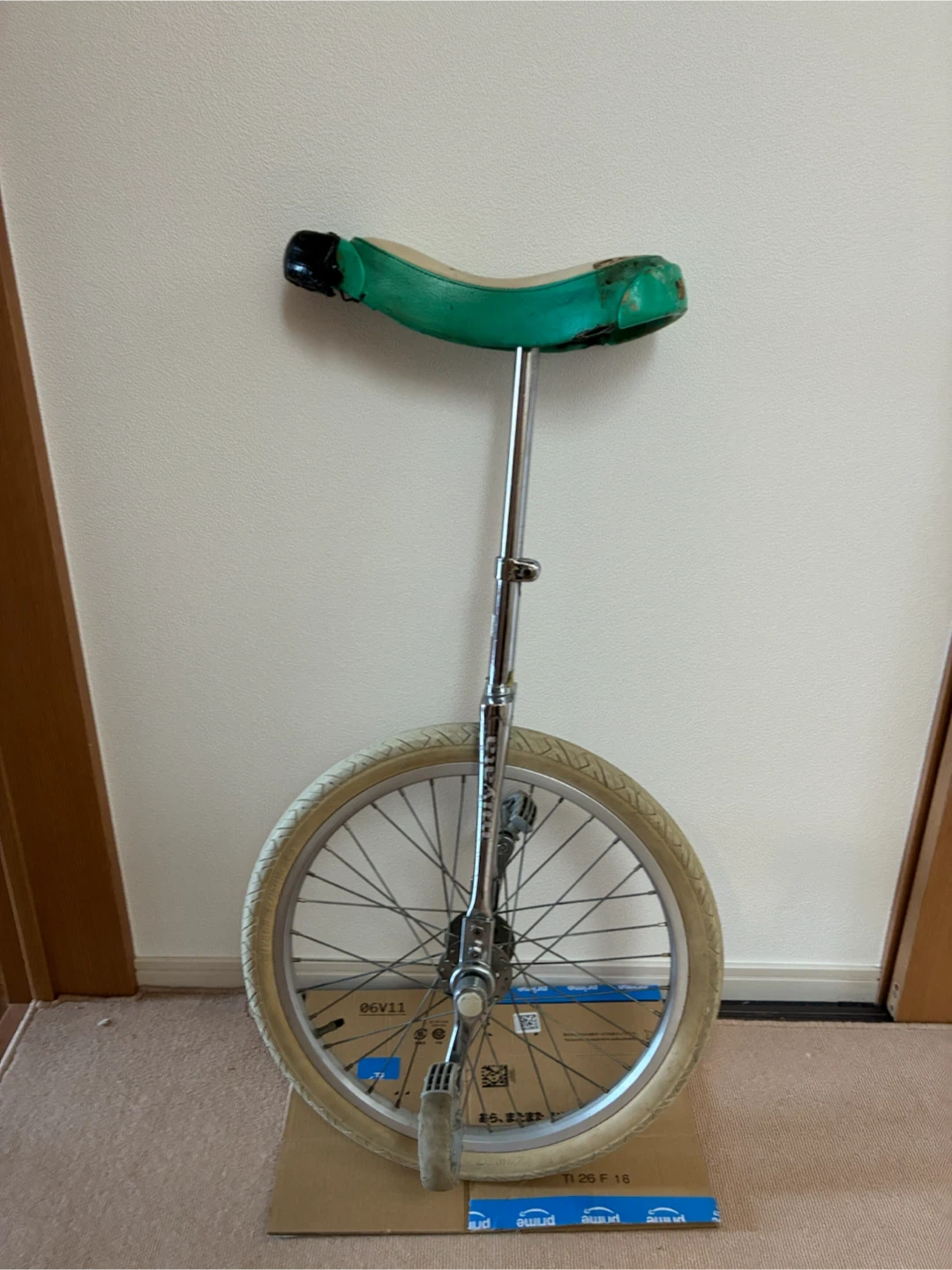 ミヤタ 一輪車 フラミンゴ 16インチ