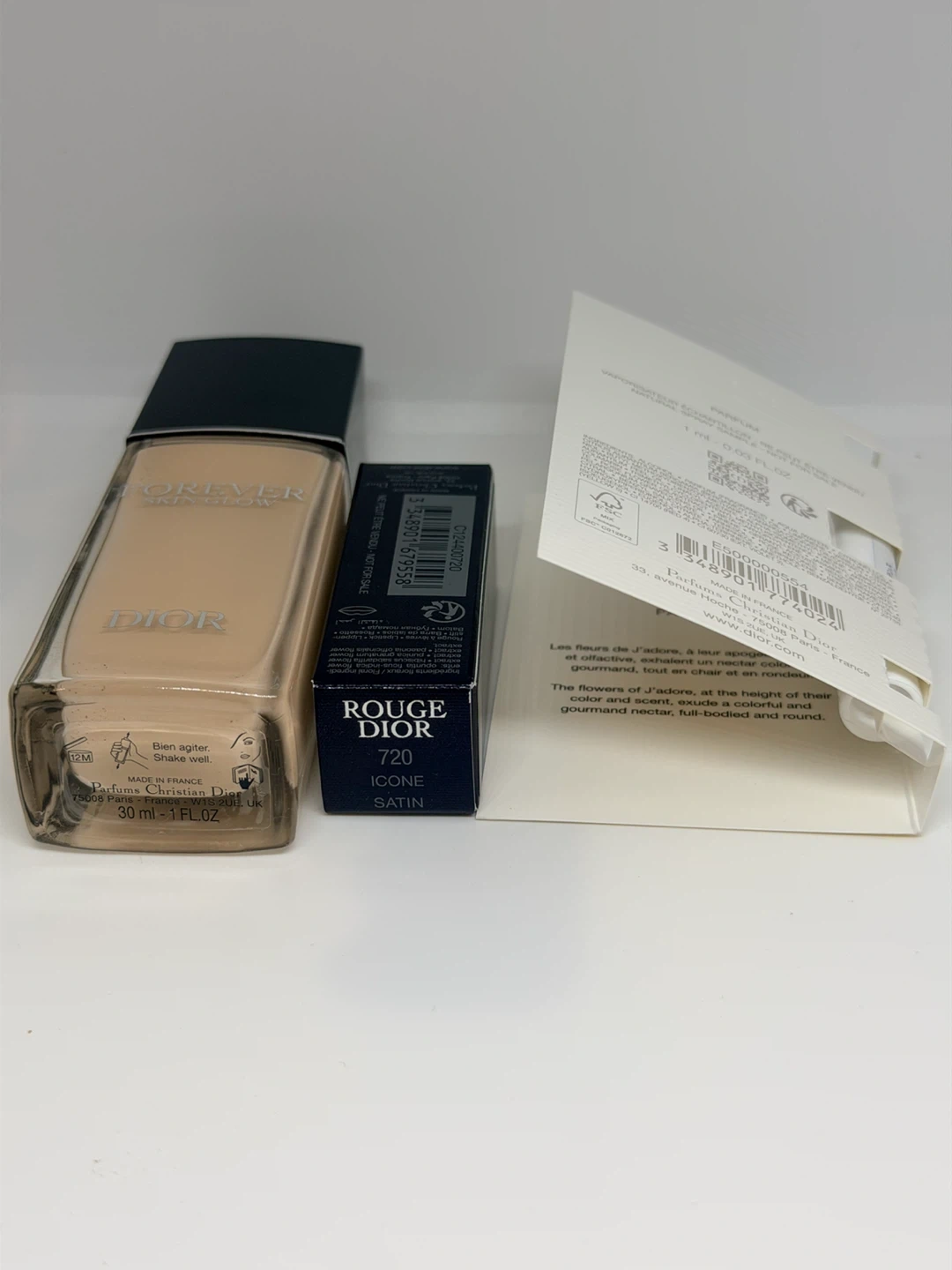 【Dior】ルージュ ディオール 720Sとリキッドファンデーションの写真3枚目