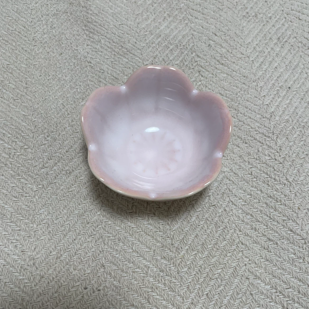 花型 小鉢 ピンク 陶磁器